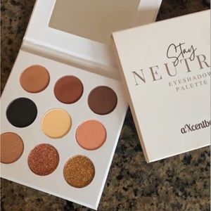 Brand new neutral eye palette